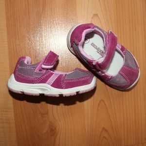 Genuine Kids from OshKosh Infant Baby Sz 4 Gardeni